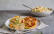 Vegetarisches Rezept: Kartoffelpüree-Pancakes mit fruchtigem Lauchsalat 3