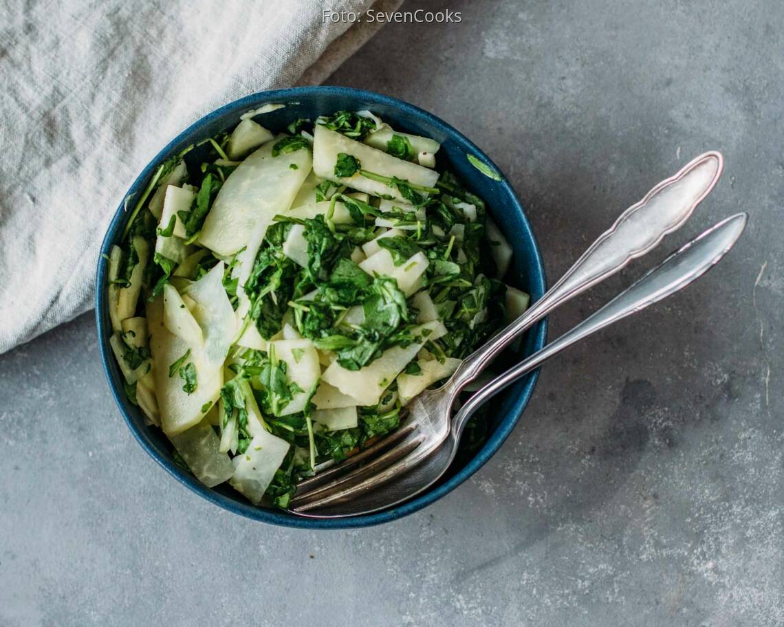 Vegetarisches Rezept: Kohlrabisalat mit Senf-Dressing 1