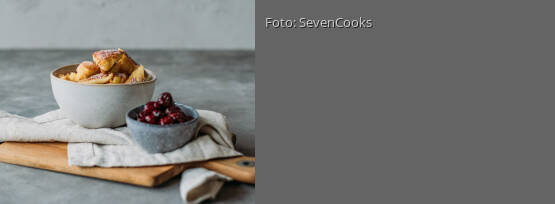 Rezeptbild für "Kokoskaiserschmarrn mit Kirschkompott"