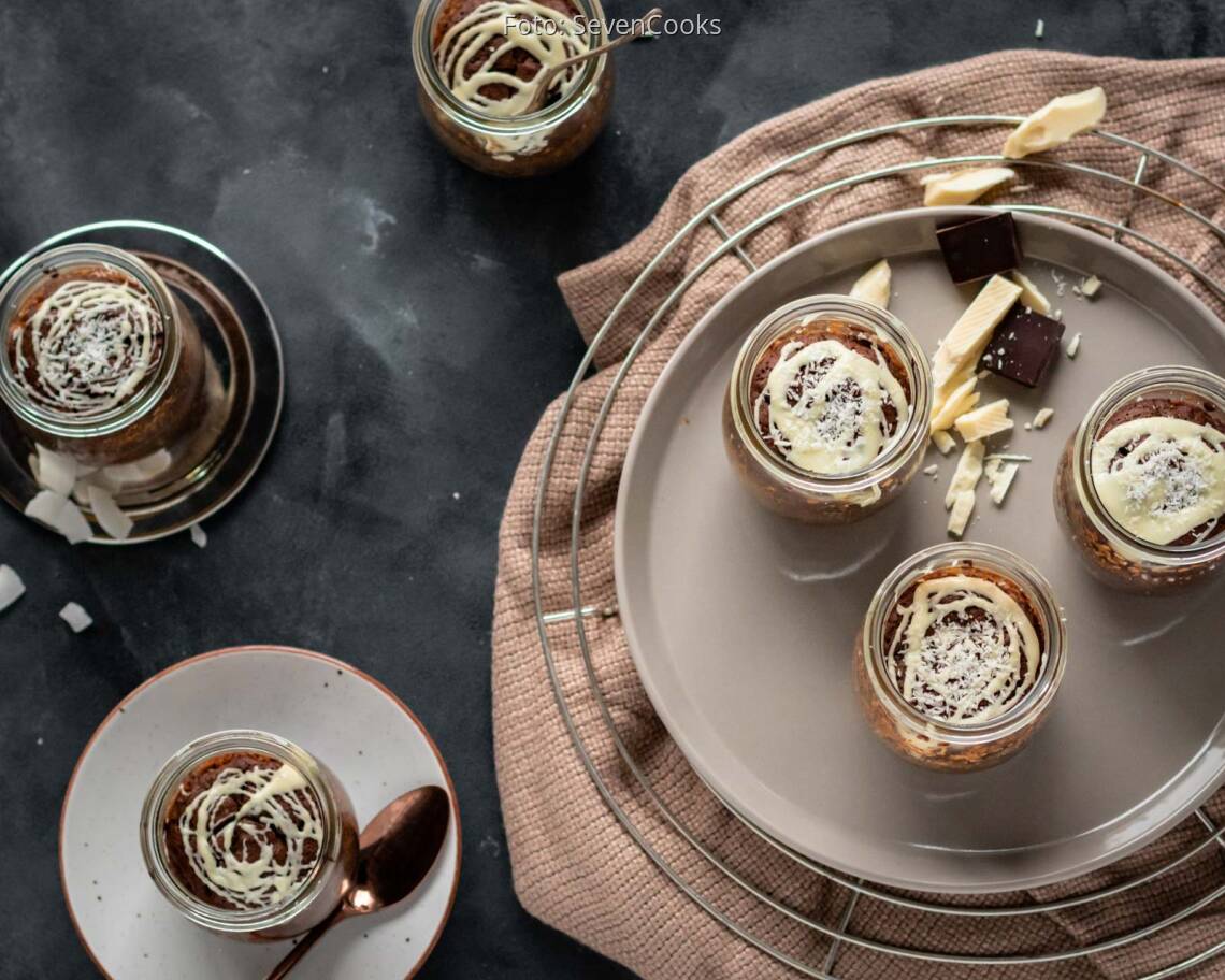 Vegetarisches Rezept: Kokos-Schokotarte im Glas 1 NEU