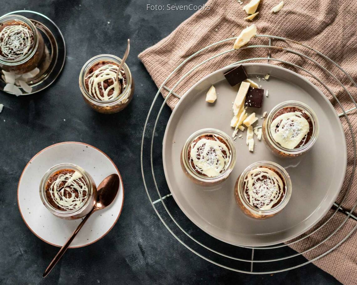Vegetarisches Rezept: Kokos-Schokotarte im Glas 3 NEU