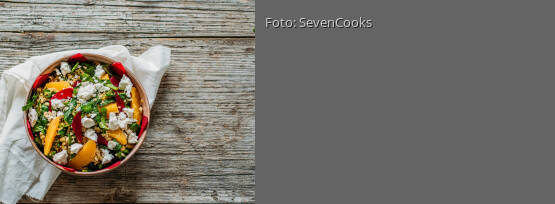 Rezeptbild für "Herzhafter Körnersalat mit Fencheldressing"