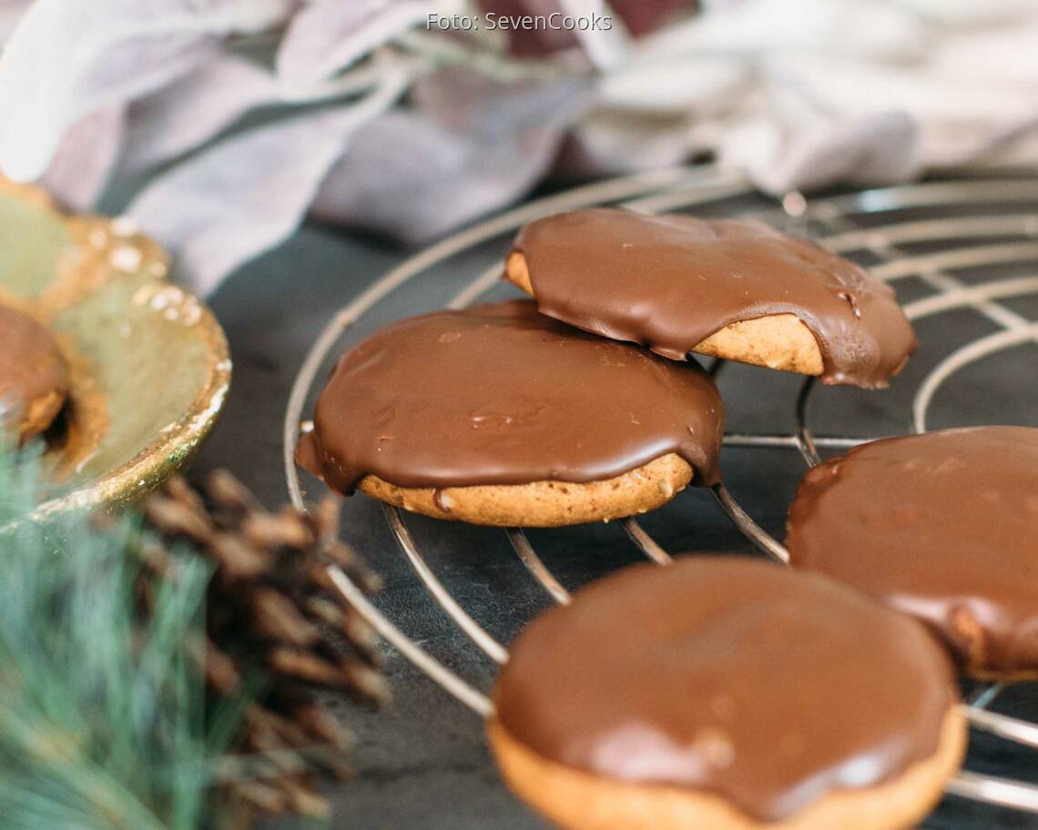 Fertiges Rezept: selbstgemachte Honig-Lebkuchen