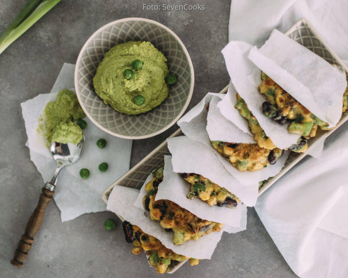 Vegetarisches Rezept: Mais-Gemüse-Puffer