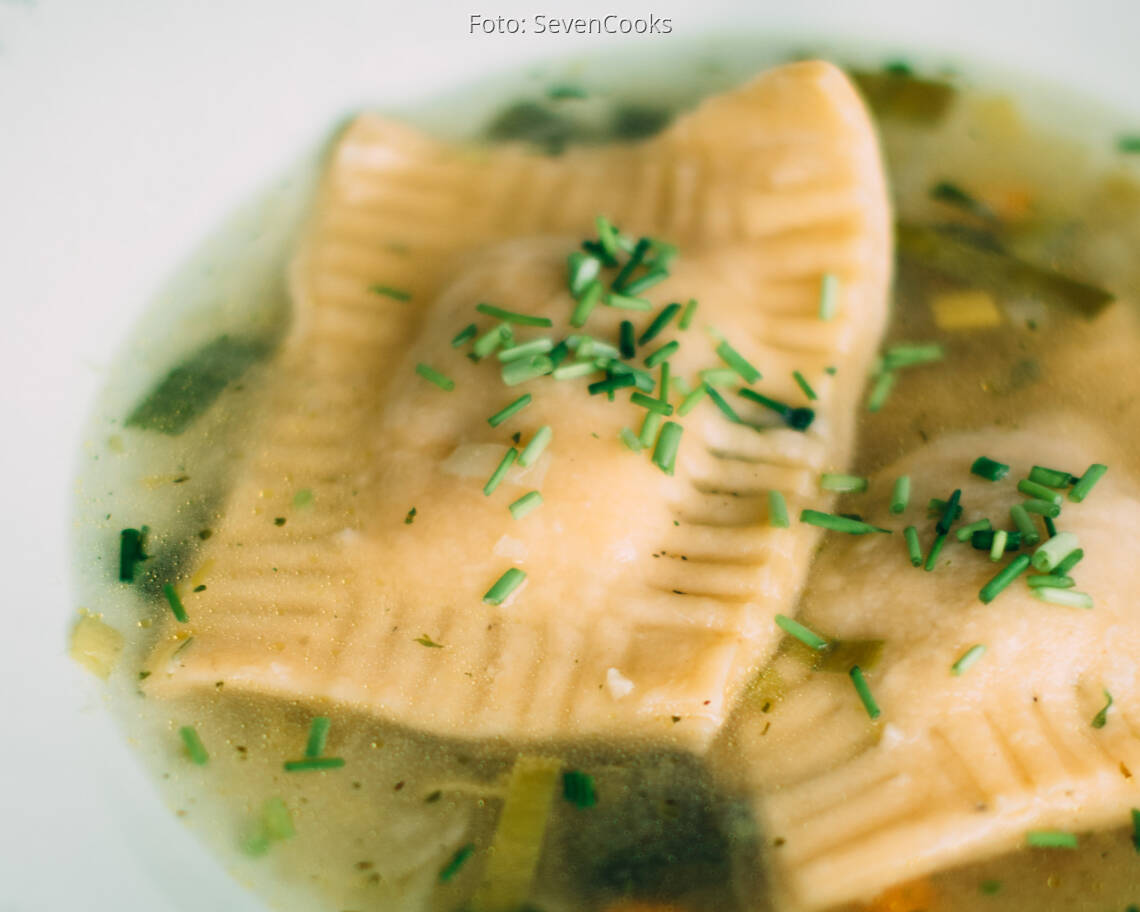 Vegetarisches Rezept: Maultaschensuppe