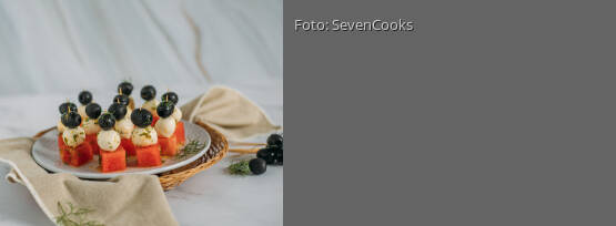 Rezeptbild für "Melonen-Oliven-Mozzarella-Spieße"