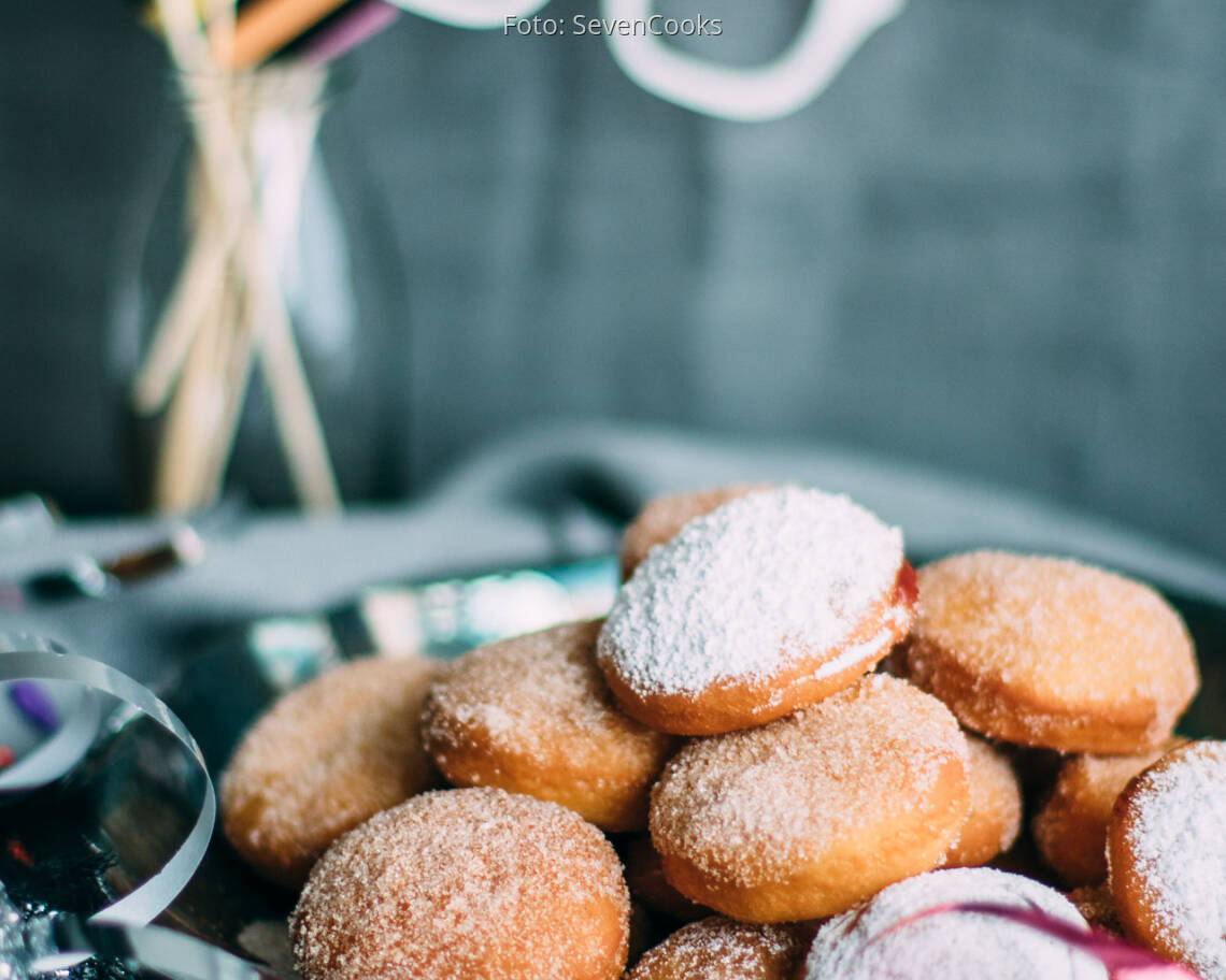 Fertiges Rezept: Mini-Faschingskrapfen mit zweierlei Füllung_3
