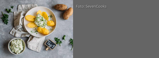 Rezeptbild für "Modern Meal-Prep 1: Pellkartoffeln mit Avocado-Kräuter-Quark"