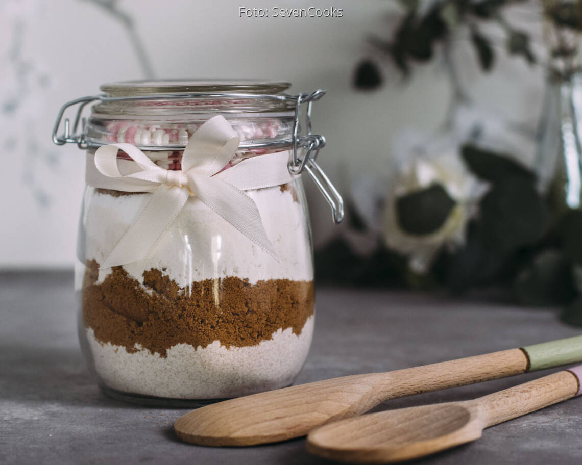 Vegetarisches Rezept: Muffin-Backmischung zum Verschenken_1