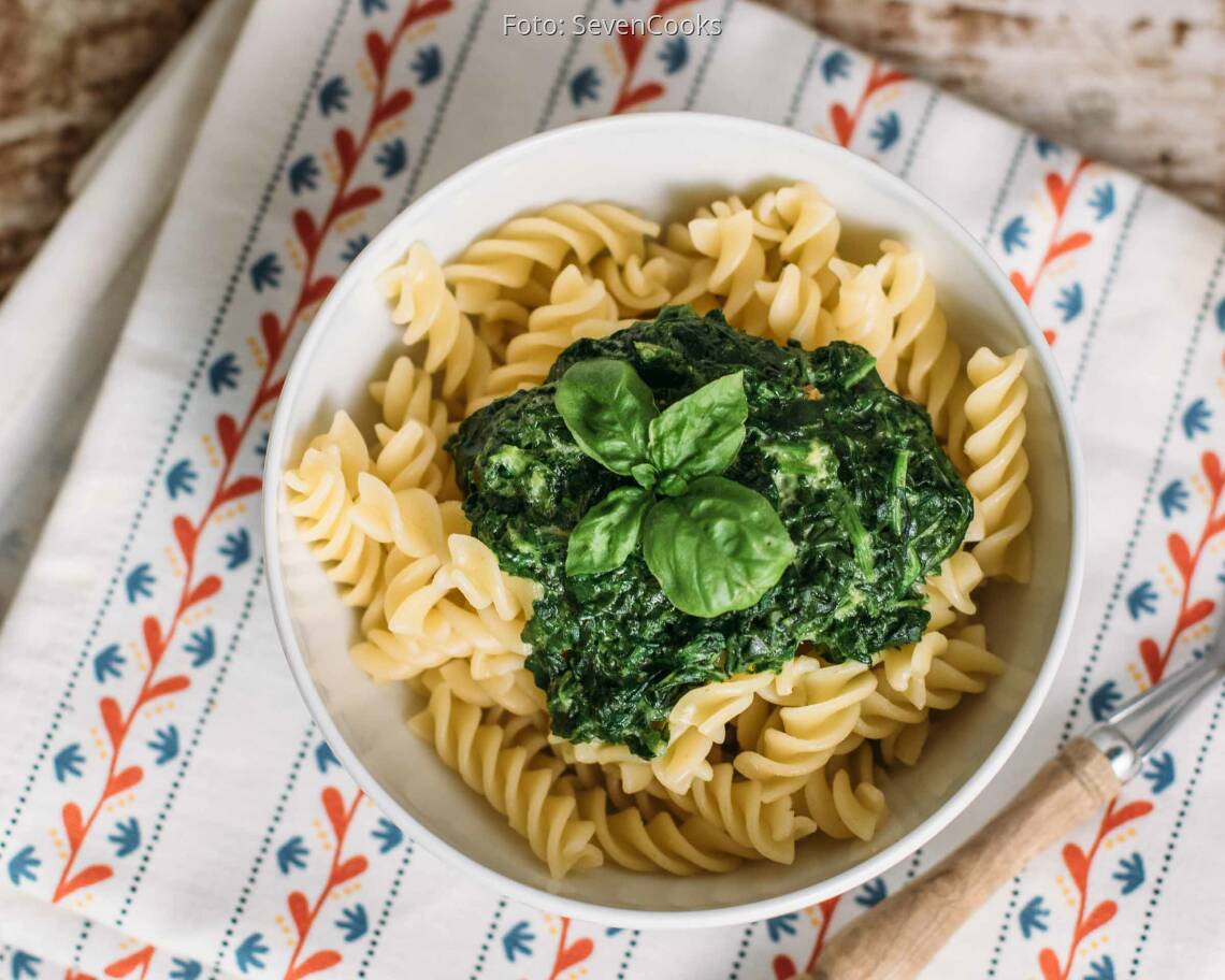 Vegetarisches Rezept: Nudeln mit Spinatsoße_2