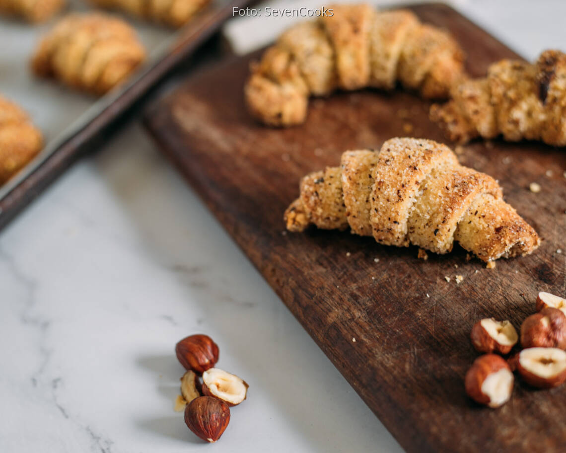 Vegetarisches Rezept: Nusshoernchen