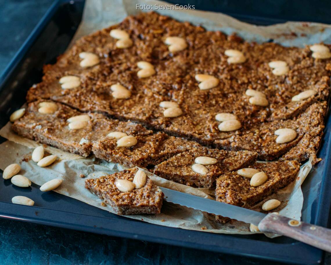 Vegetarisches Rezept: Nusslebkuchen vom Blech 1