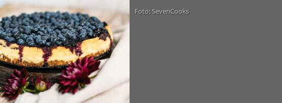 Rezeptbild für "NY Cheesecake mit Heidelbeertopping"