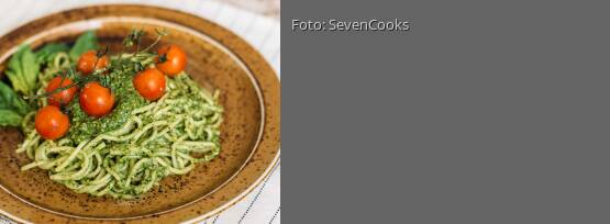 Rezeptbild für "Pasta mit Pistazien-Spinat-Pesto"