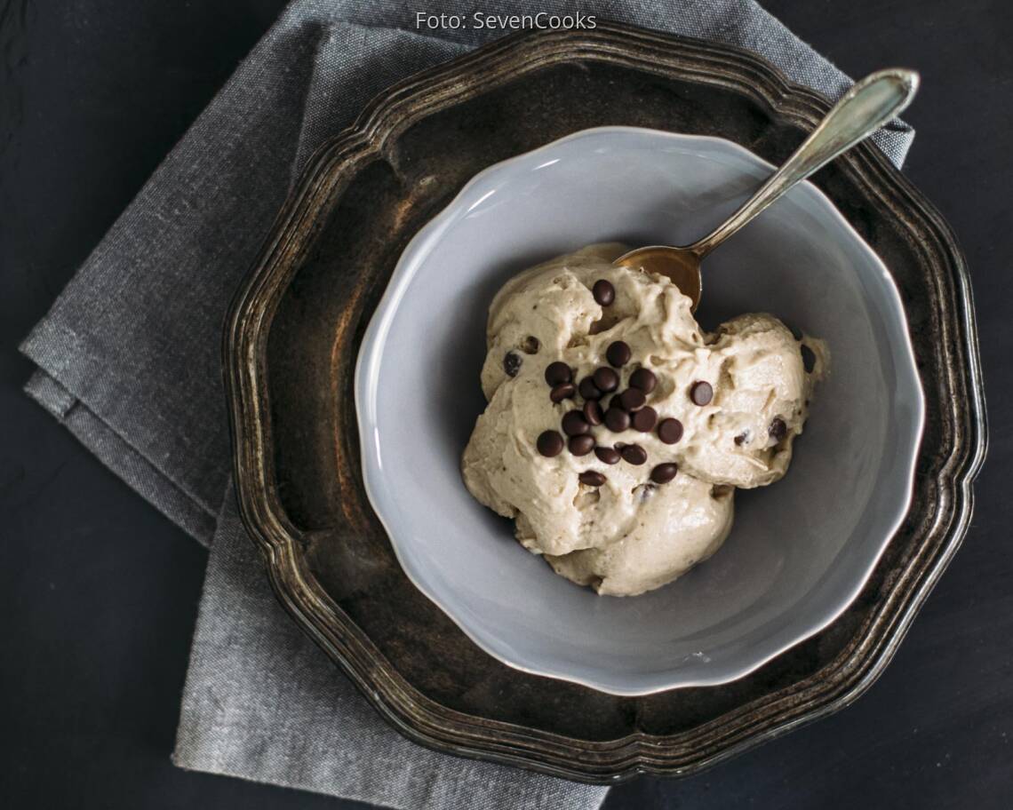 Vegetarisches Rezept: Peanutbutter Nicecream 3