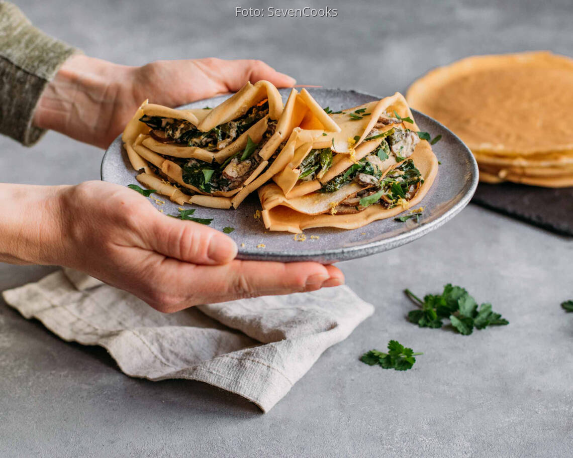 Vegetarisches Rezept: Pfannkuchen mit Spinat-Pilz-Füllung 2