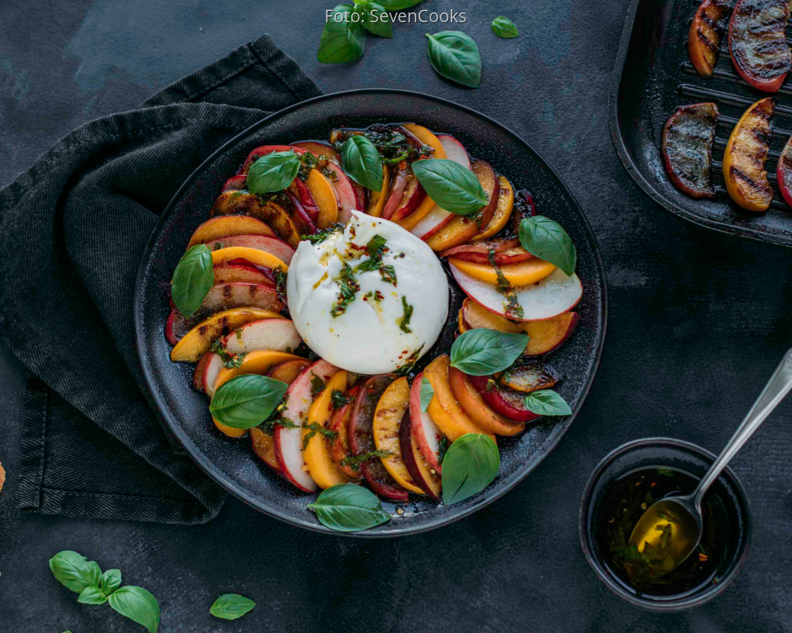 Vegetarisches Rezept: Pfirsich-Caprese 1