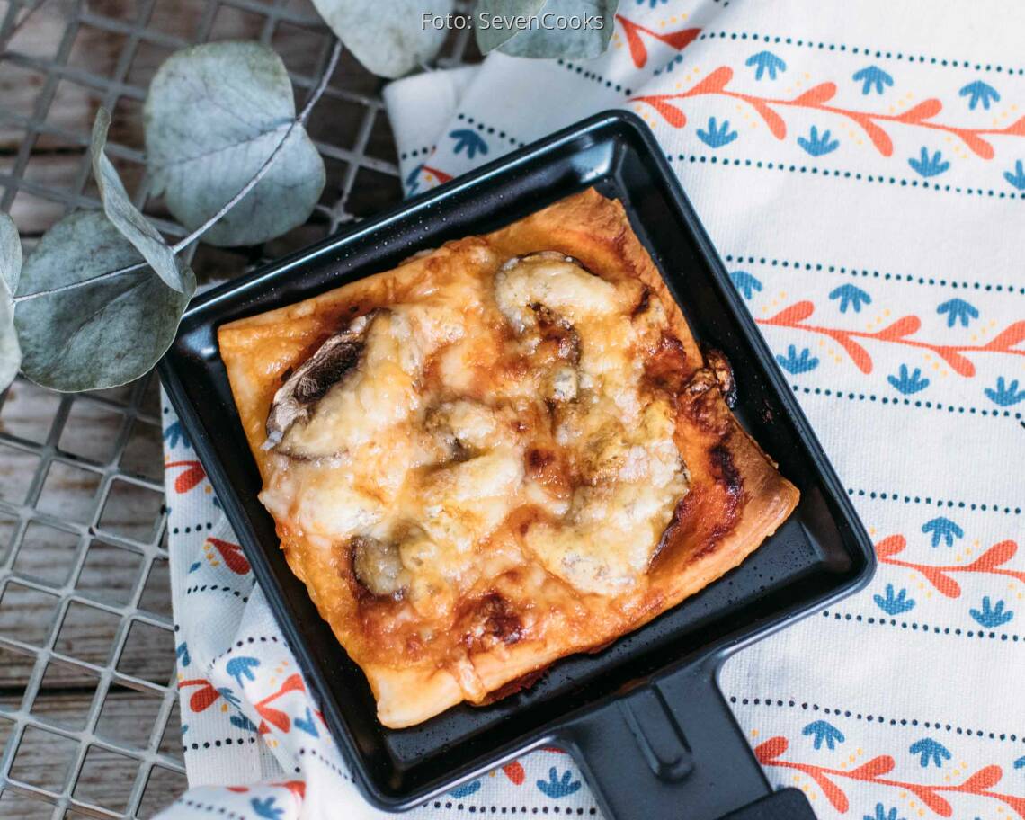 Vegetarisches Rezept: Raclette Pizza