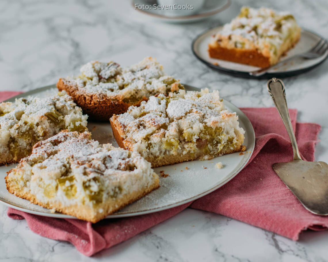 Vegetarisches Rezept: Rhabarber-Kokos-Kuchen 3