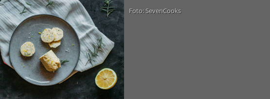 Rezeptbild für "Rosmarin-Zitronen-Butter"