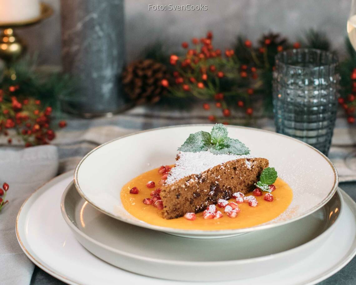 Vegetarisches Rezept: Rotweinkuchen mit Mangofruchtspiegel 2