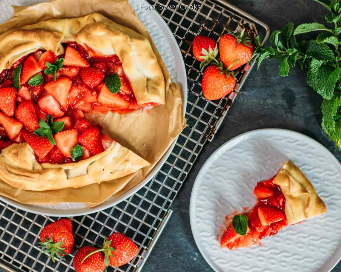 Vegetarisches Rezept: Saftiger Erdbeerkuchen vom Grill_3