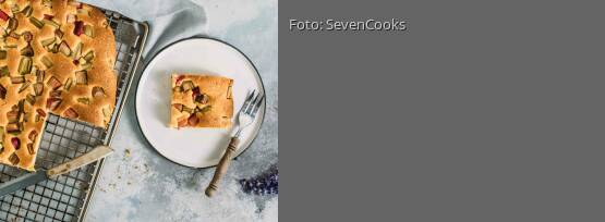 Rezeptbild für "Schneller Rhabarberkuchen"
