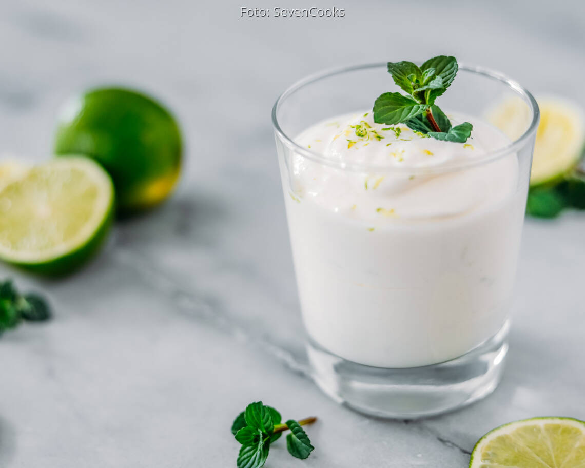 Vegetarisches Rezept: Schnelles Joghurt-Limetten-Dessert