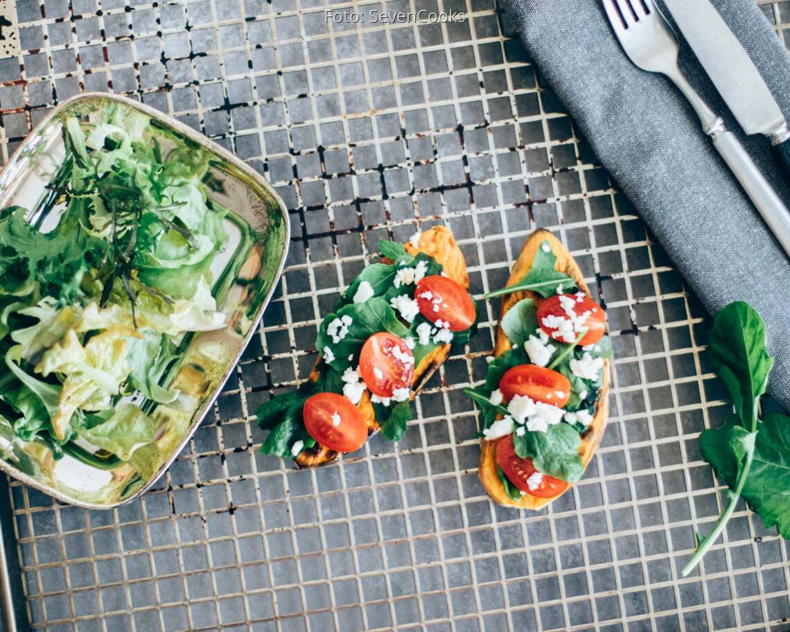 Vegetarisches Rezept: Süßkartoffeltoast mit Feta