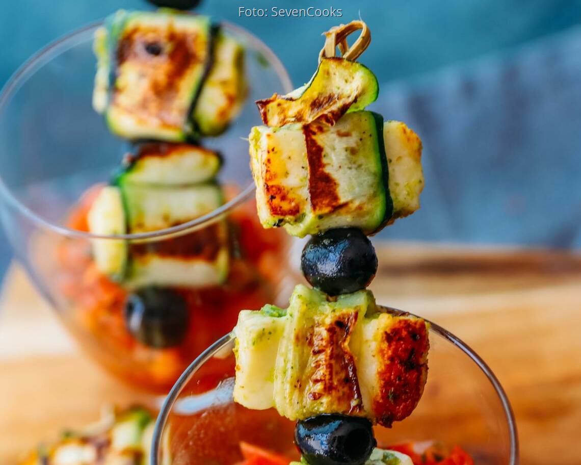 Vegetarisches Rezept: Spieße mit Zucchini-Käse-Röllchen 2