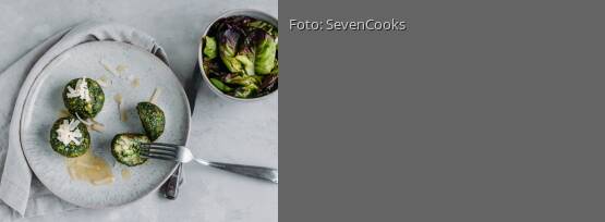 Rezeptbild für "Spinatknödel mit gebräunter Butter und Parmesan"