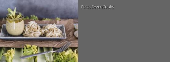 Rezeptbild für "Stangensellerie-Pesto mit Tagliatelle"