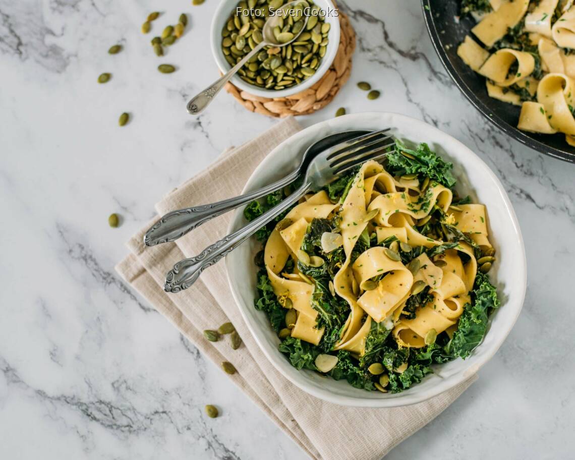 Vegetarisches Rezept: Tagliatelle mit Grünkohl