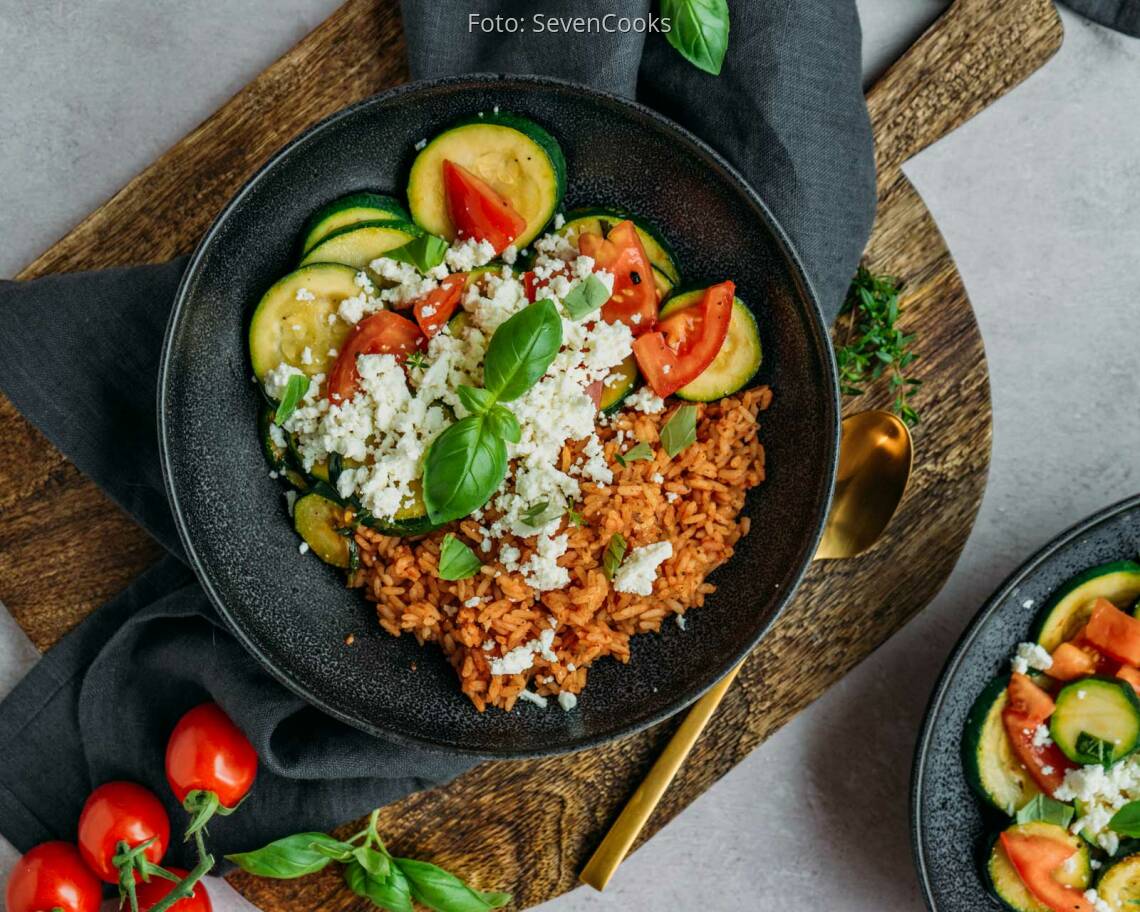 Vegetarisches Rezept: Tomaten-Reis mit Zucchini 1
