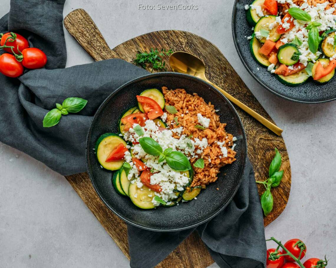 Vegetarisches Rezept: Tomaten-Reis mit Zucchini 2
