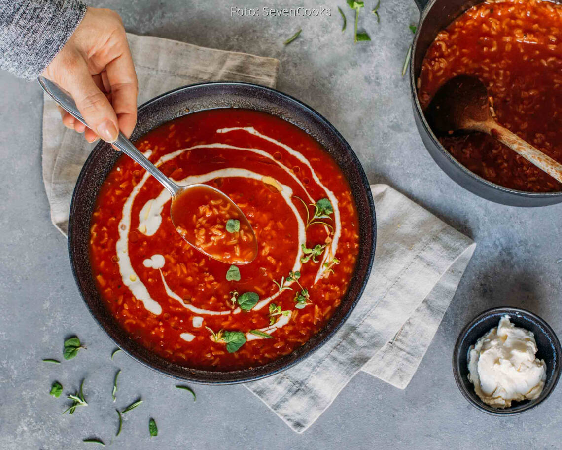 Vegetarisches Rezept: Tomatensuppe mit Reis 1