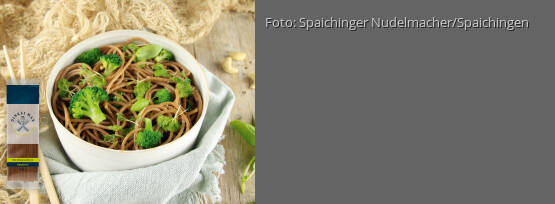 Rezeptbild für "Vollkorn Spaghetti mit Cashew-Kresse-Pesto und Brokkoli"