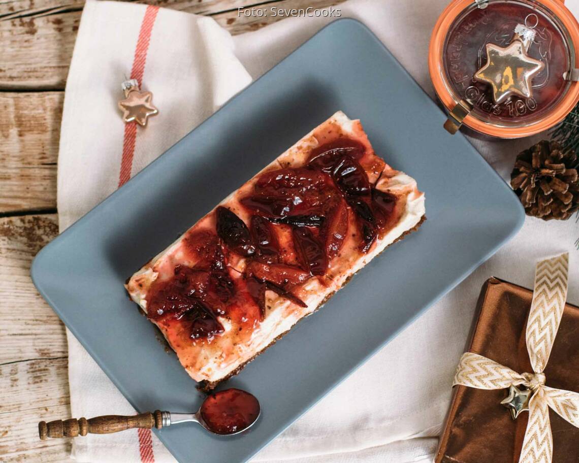 Vegetarisches Rezept: Weihnachtlicher Käsekuchen mit Zwetschgentopping 2