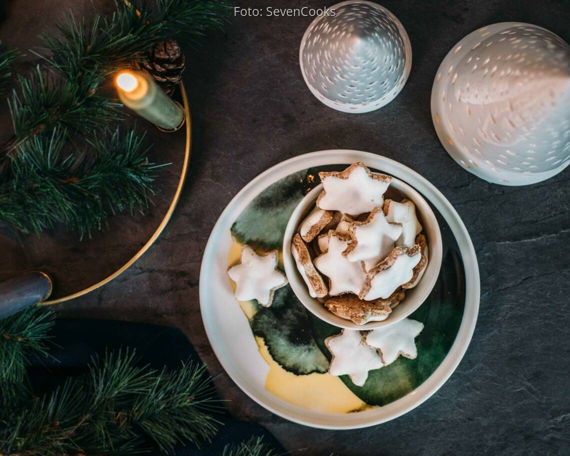 Vegetarisches Rezept: Zimtsterne 2 Connox Geschirr