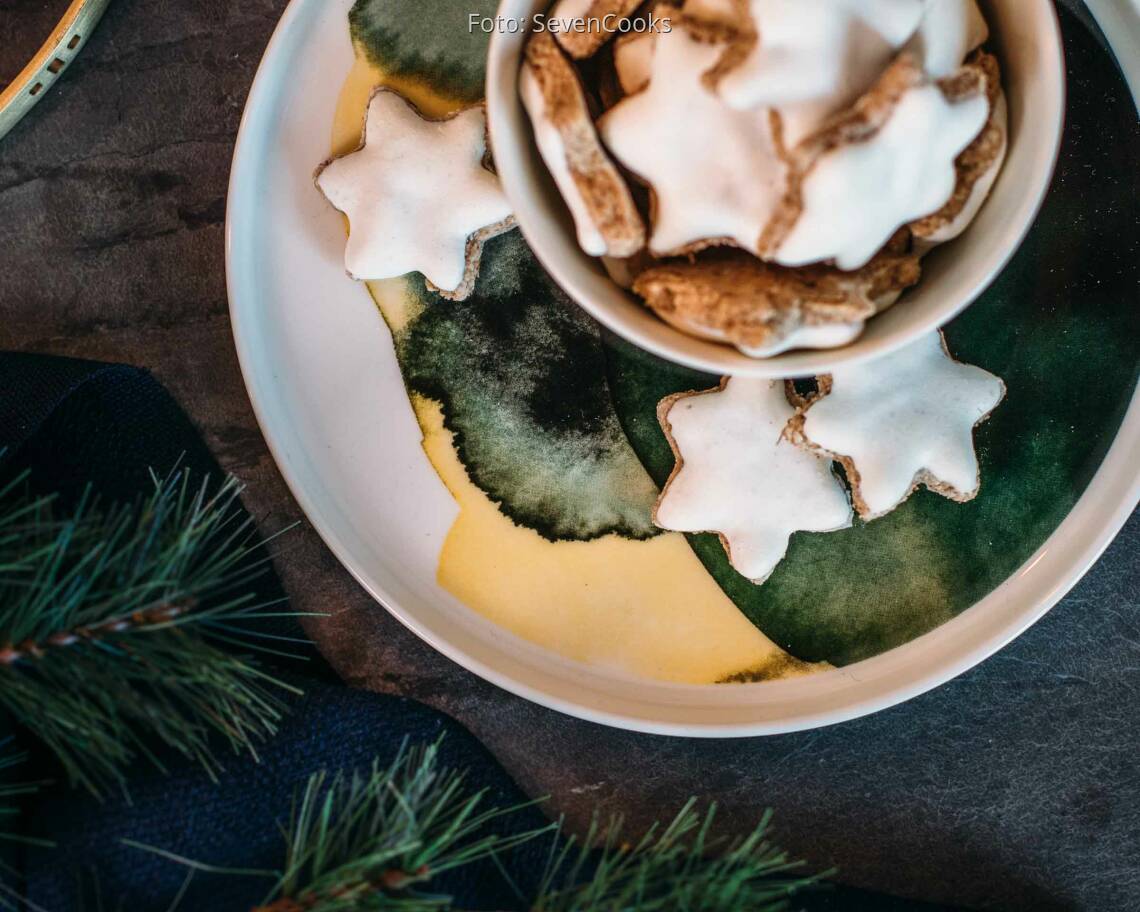 Vegetarisches Rezept: Zimtsterne 3 Connox Geschirr