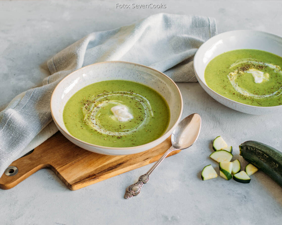 Vegetarisches_Rezept:_Zucchinicremesuppe_2