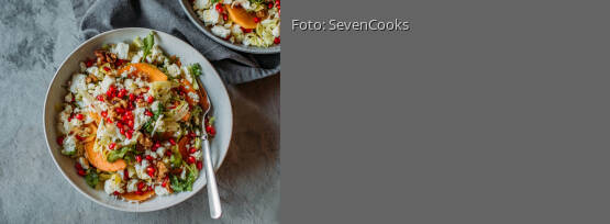 Rezeptbild für "Zuckerhut-Salat mit Kaki"