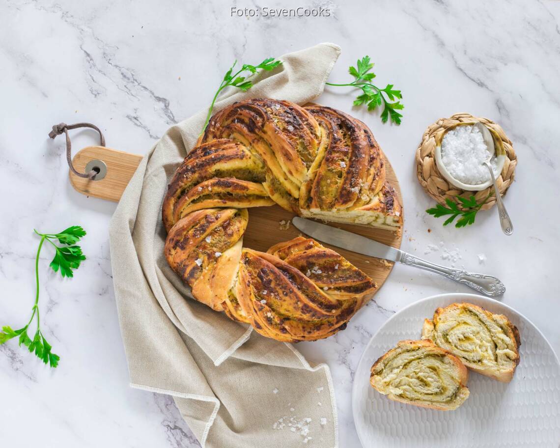 Vegetarisches Rezepte: Herzhafter Brioche Kranz