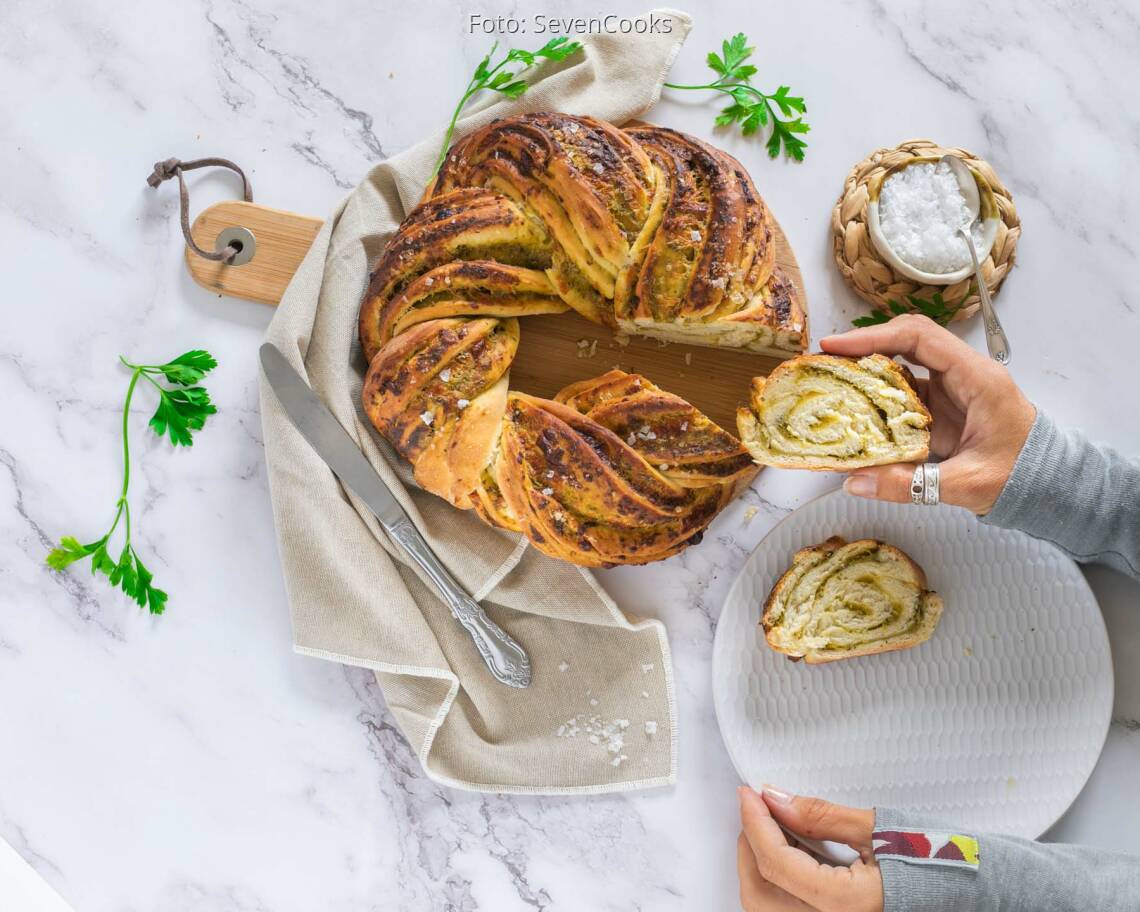 Vegetarisches Rezepte: Herzhafter Brioche Kranz
