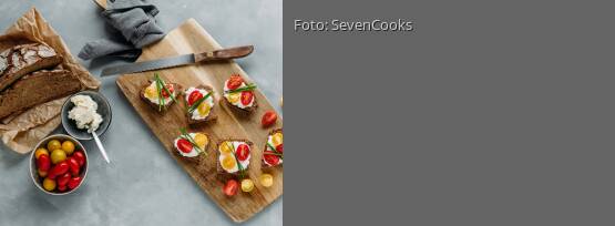 Rezeptbild für "Power-Brötchen mit Tomate"