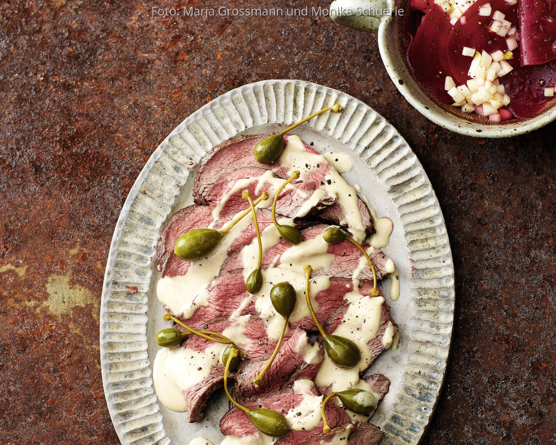Vitello tonnato mit Rote-Bete-Salat