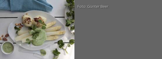 Rezeptbild für "Weißer Spargel mit Grüner Sauce"
