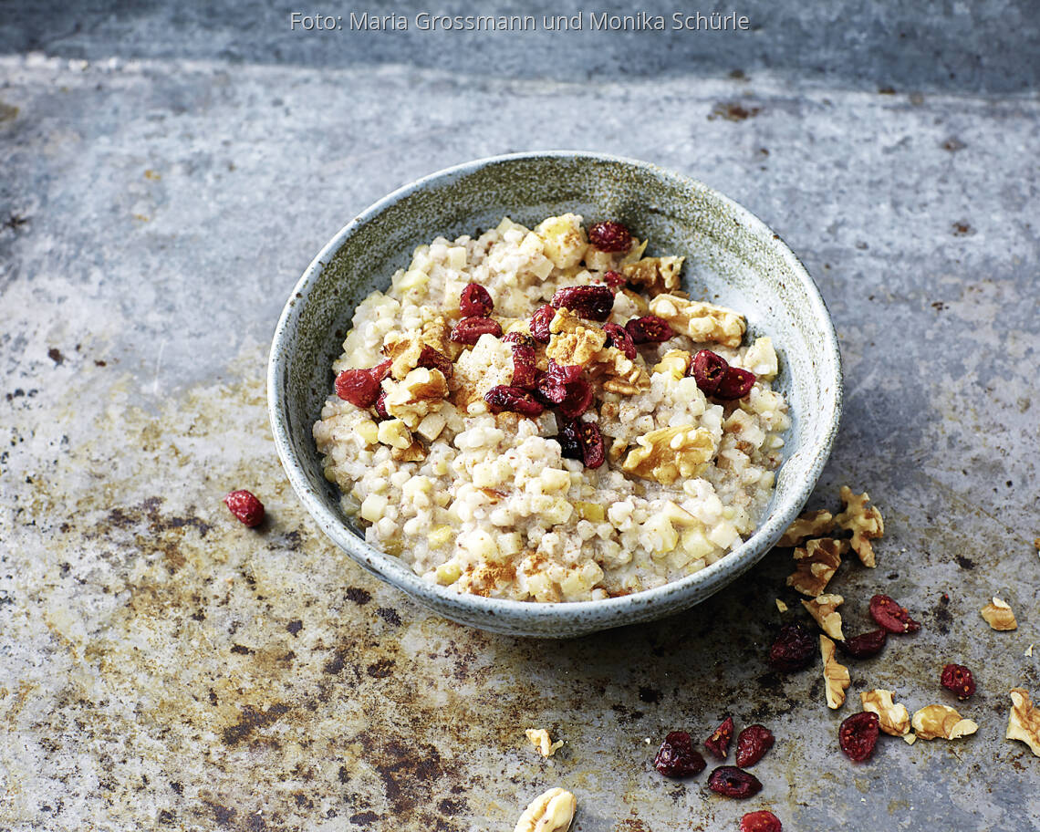 Winterliches Buchweizen-Porridge