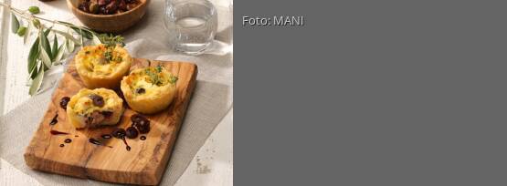 Rezeptbild für "Ziegenkäse Törtchen mit Olivenkirschen"